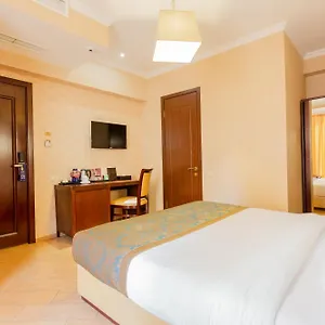 Kmm Hotel Tbilisi